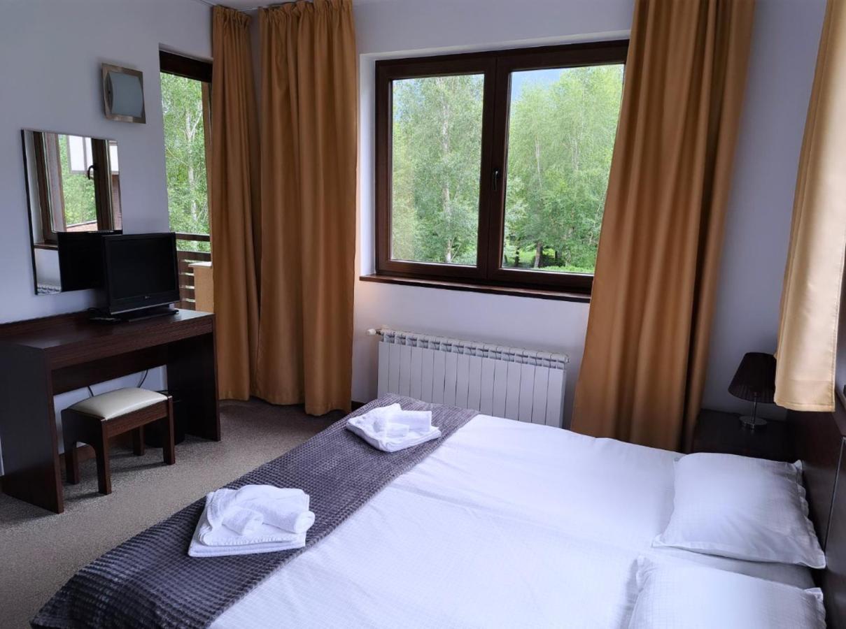 M&R Apartment C13 - Spa Terra Complex Razlog Exterior photo
