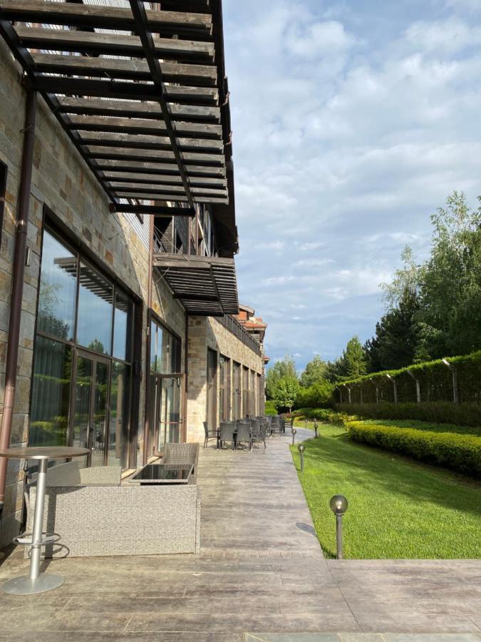 M&R Apartment C13 - Spa Terra Complex Razlog Exterior photo