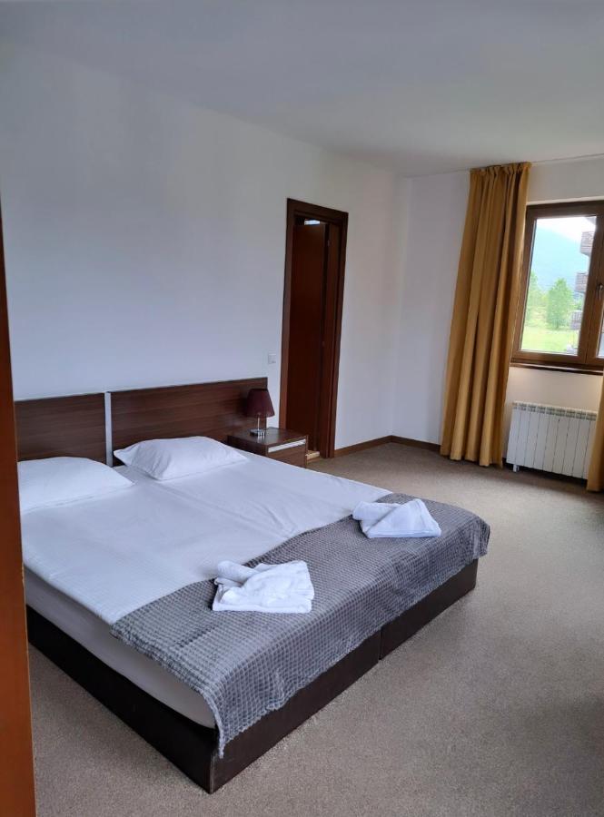 M&R Apartment C13 - Spa Terra Complex Razlog Exterior photo